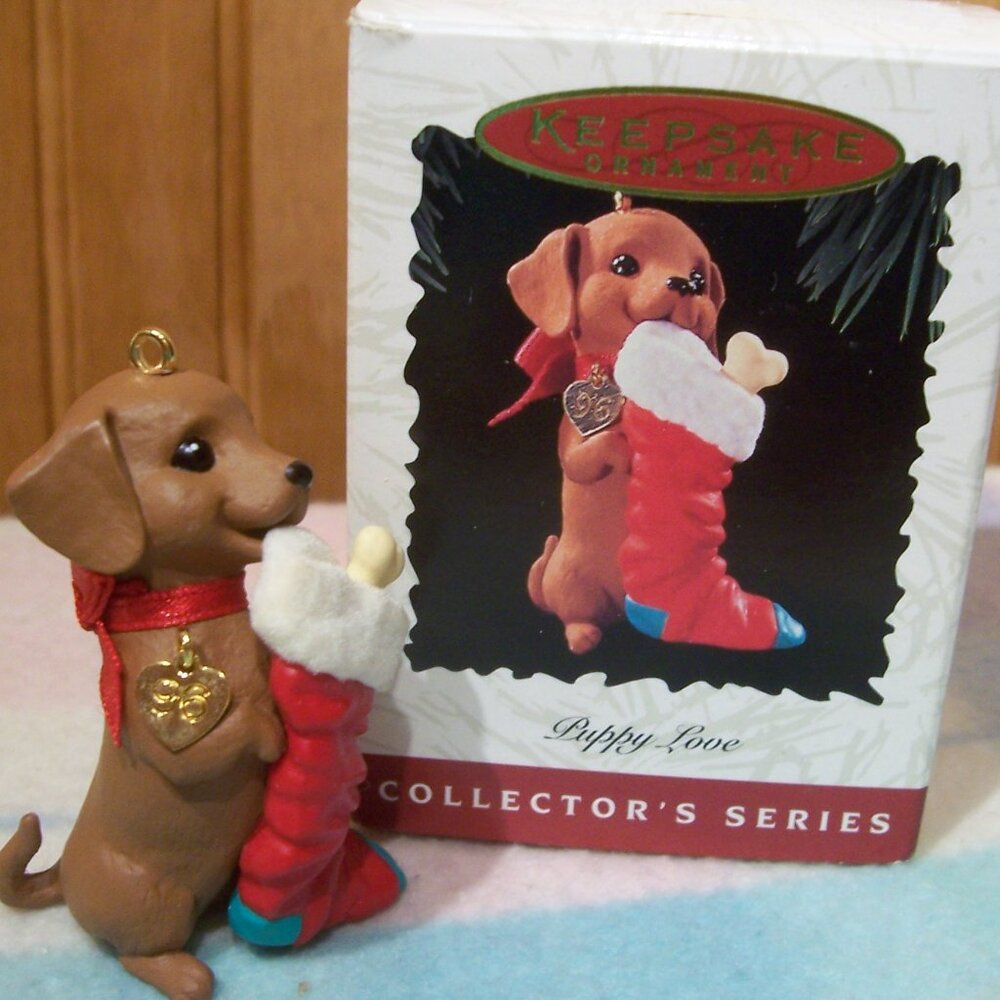 Hallmark Ornament 96 Puppy Love